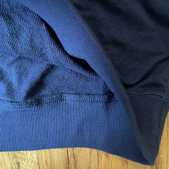 LAKE HAPPY Crewneck Sweatshirt - Picture 7 of 16